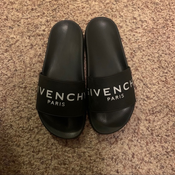 Givenchy Logo Slides - Picture 3 of 6